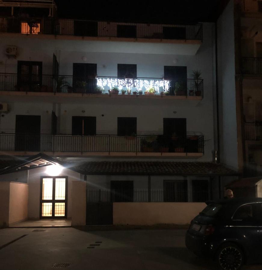 مبيت وإفطار كازيرتا Il Giardino Della Reggia المظهر الخارجي الصورة